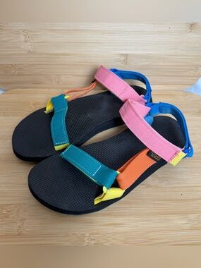 Teva Original Universal Sandals 90s Colorblock Women’s Size 7 Sport Outdoor
